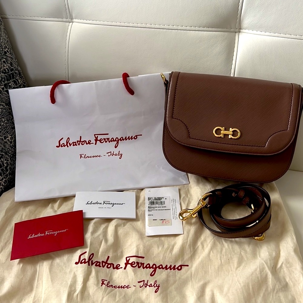 Salvatore Ferragamo Greta Leather Handbag